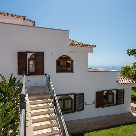1 Conde Private Pool,sea View & Bbq! Villa
