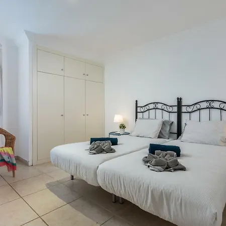 Villa 1 Charming Private Garden Pool, Bbq! Costa Adeje (Tenerife)