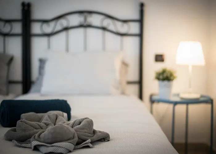 1 Charming Conde Private Garden Pool, Bbq! Villa *