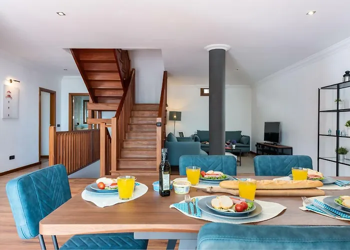 1 Charming Conde Private Garden Pool, Bbq! Villa *