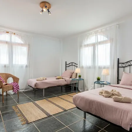 Villa 1 Charming Conde Private Garden Pool, Bbq! Costa Adeje (Tenerife)