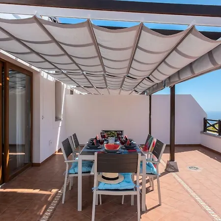 1 Charming Conde Private Garden Pool, Bbq! Villa