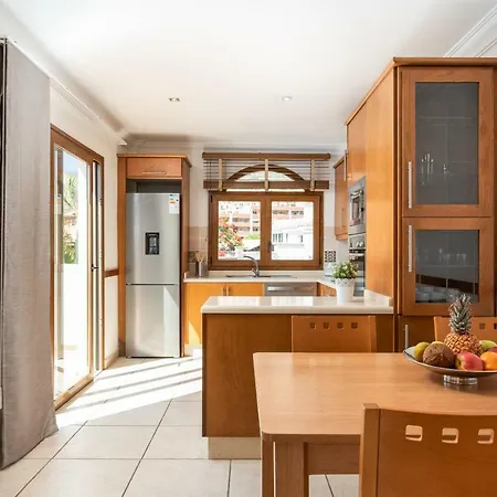Villa 1 Conde Private Pool,sea View & Bbq! *